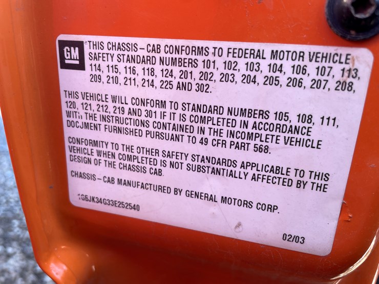 2003-chevrolet-3500-image-46