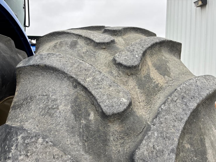 2013-new-holland-t9.505-image-41