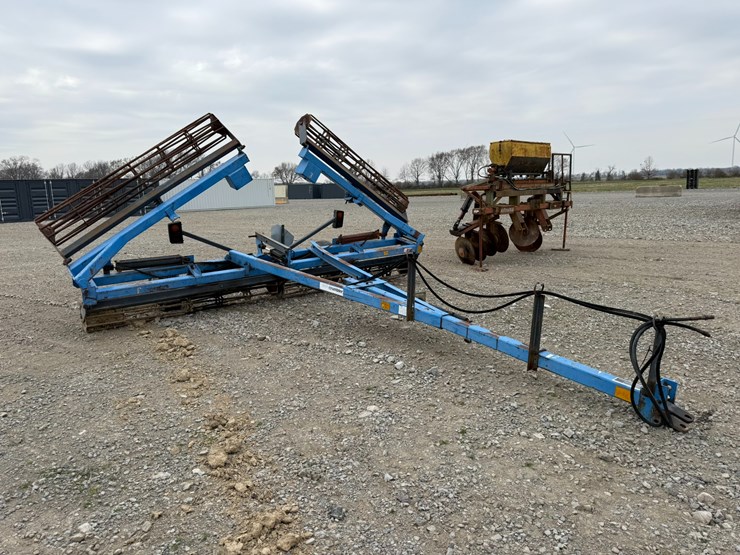 #27517-•-dmi-31'-crumbler-inv#-27517-image-1