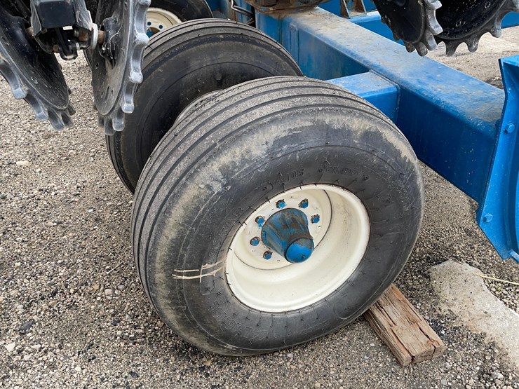 tag-#67,-kinze-12x30-image-12