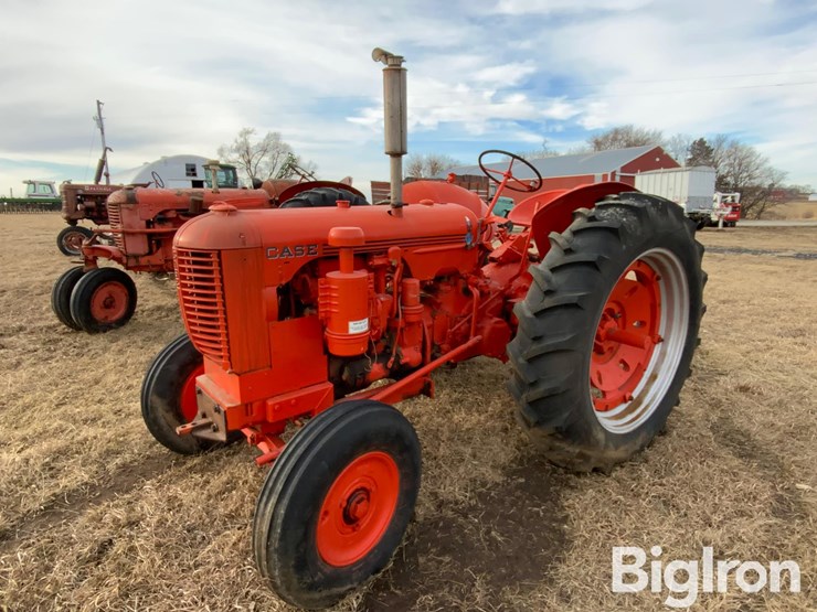 1947-case-dc-2wd-tractor-image-1