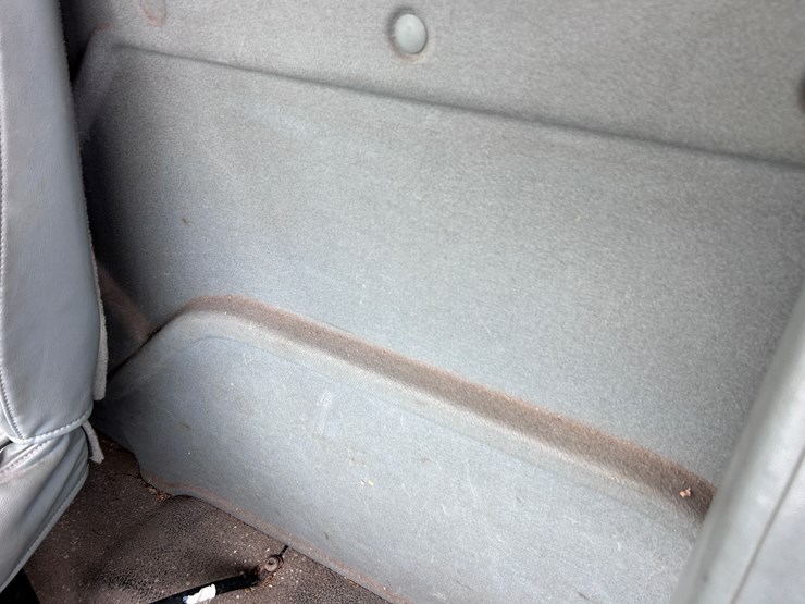 international-7400-image-50