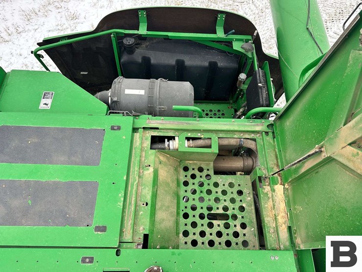 2006-john-deere-9860-sts-image-133