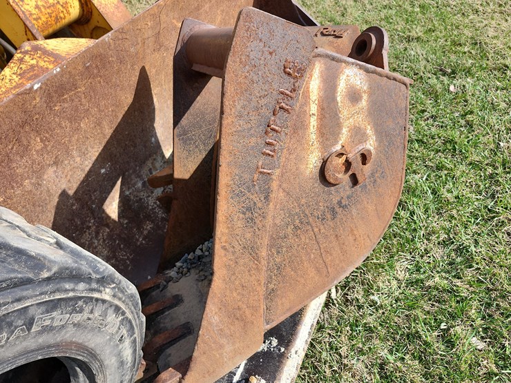 tag-#271,-1997-jd-310e-backhoe-image-31