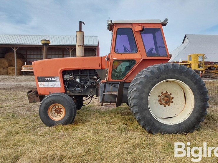 1979-allis-chalmers-7045-image-7