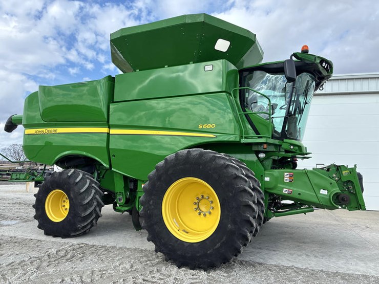 2013-john-deere-s680-image-1