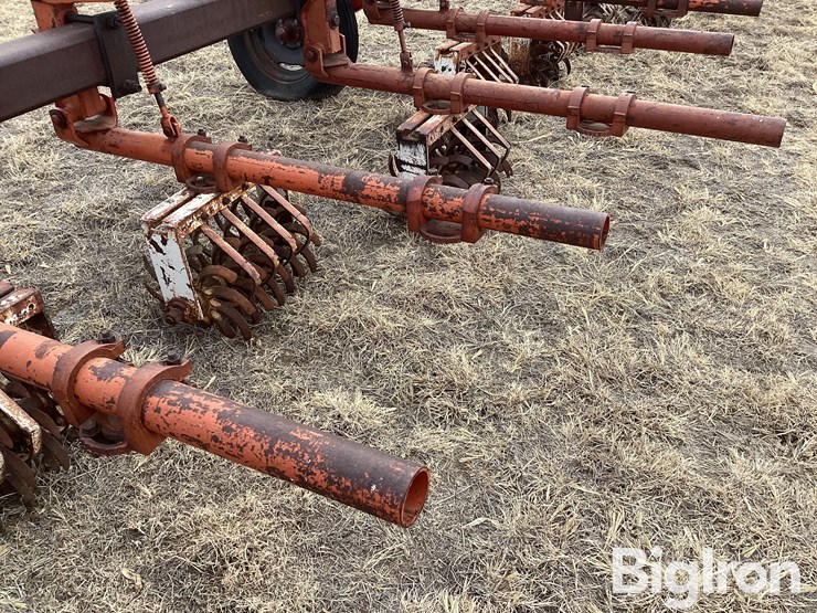 lilliston-40’-17r15-cultivator-image-18