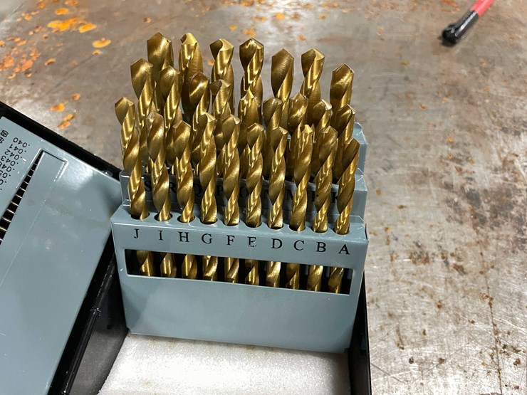 #2321-•-new-115-piece-drill-bit-set-in-nice-metal-storage-box-(cw)-image-4