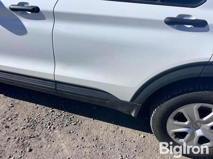 2022-ford-explorer-police-interceptor-image-11