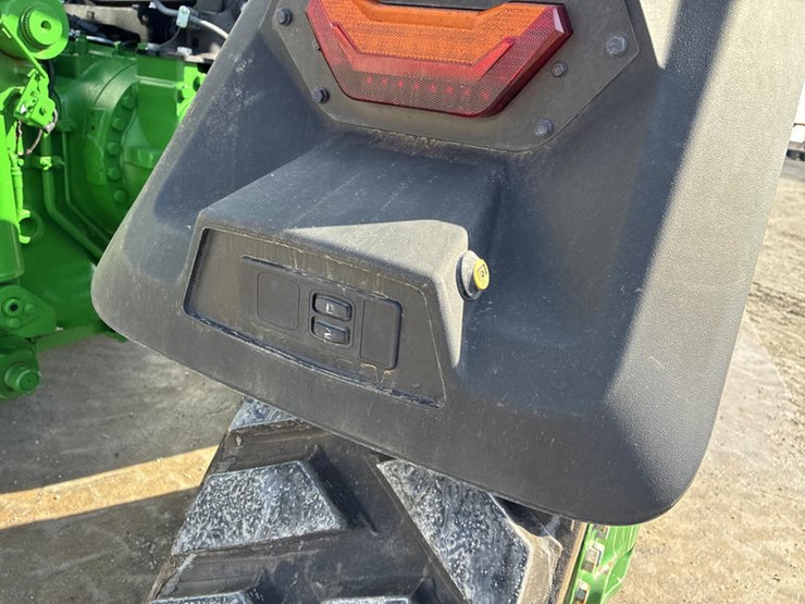 2023-john-deere-8rx-370-image-58