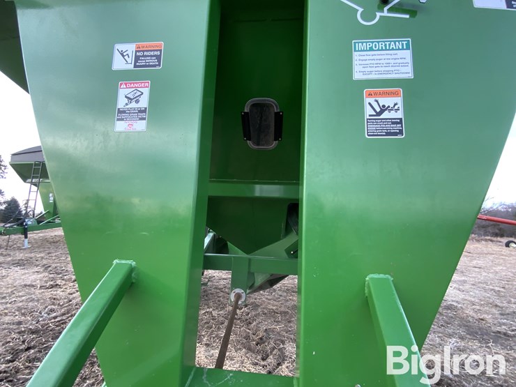 2011-brent-1082-image-10