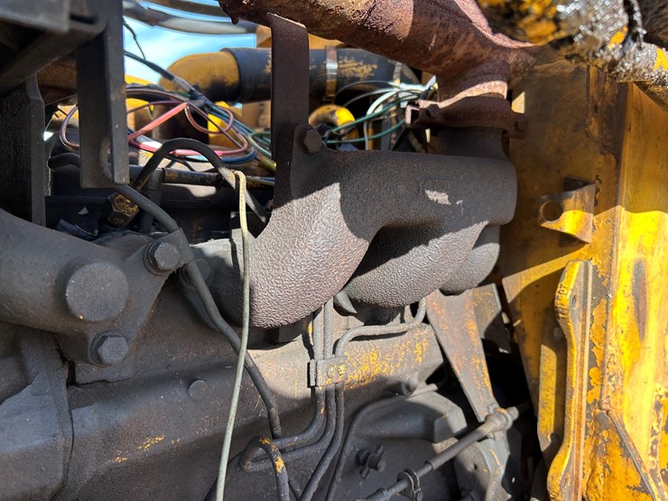 john-deere-350-image-56