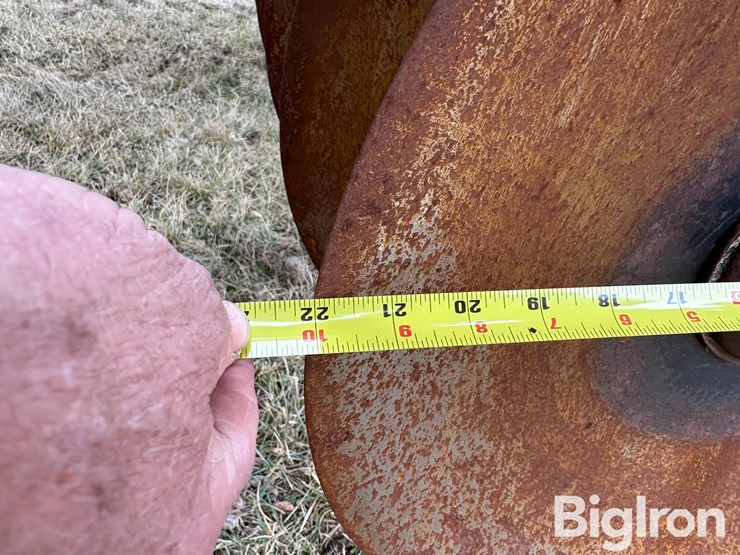 2010-john-deere-637-image-18