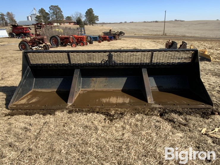 gnuse-12’-3-pt-bucket-image-2