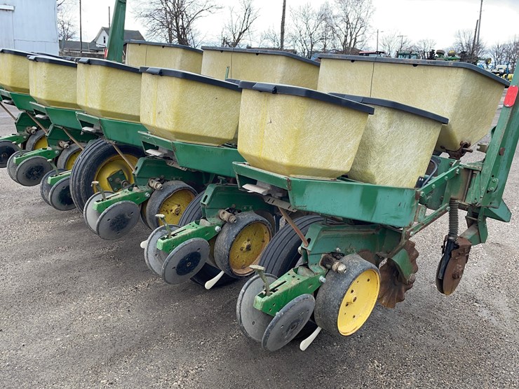 john-deere-7000-image-5