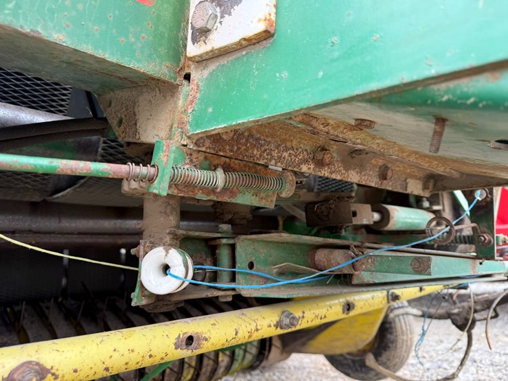 john-deere-435-image-24