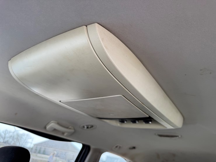 2014-dodge-grand-caravan-image-35