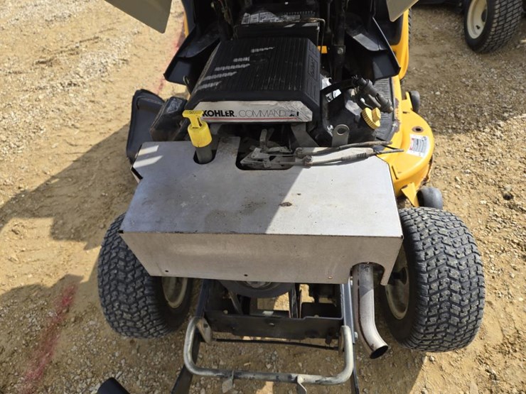 cub-cadet-gt2544-image-7