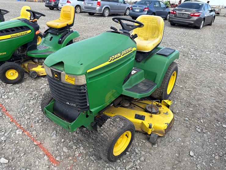 john-deere-340-image-1
