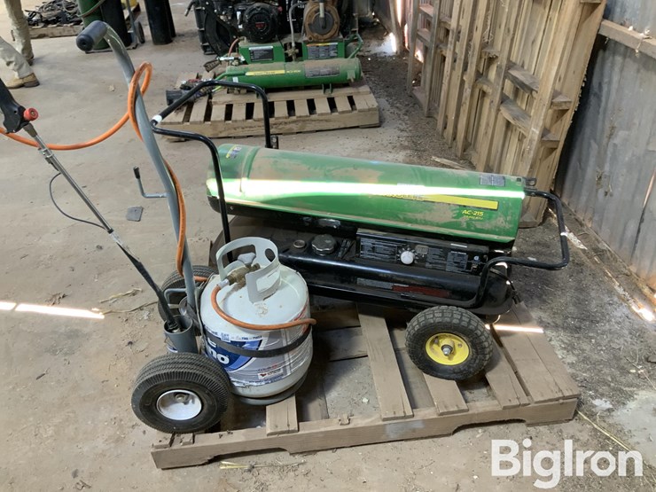 john-deere-ac215-heater-image-4