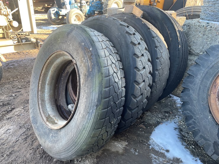 #6029-•-(4)-tires-on-dayton-rims-image-1