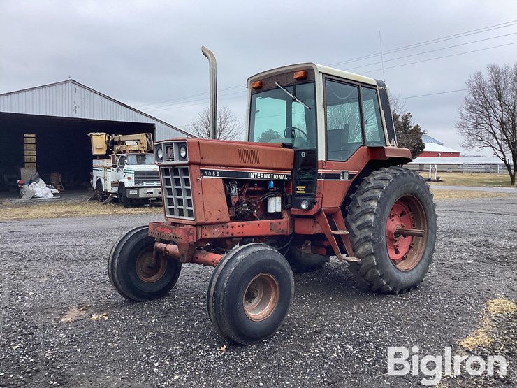 1981-international-1086-image-1