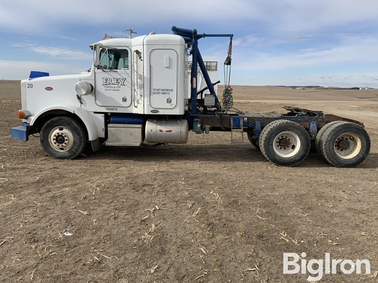 2001-peterbilt-378-image-8