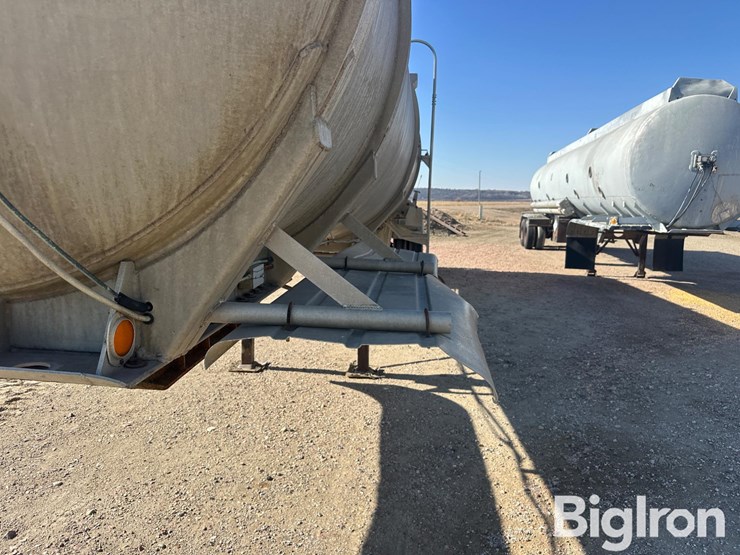 1977-trailmaster-tanker-image-12