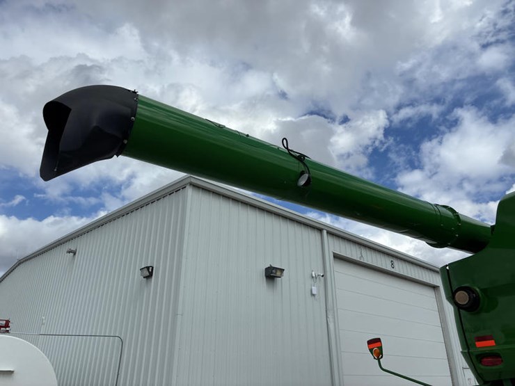 2013-john-deere-s680-image-18