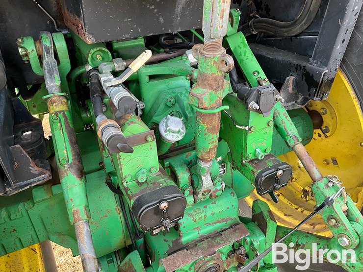 1983-john-deere-4450-image-16
