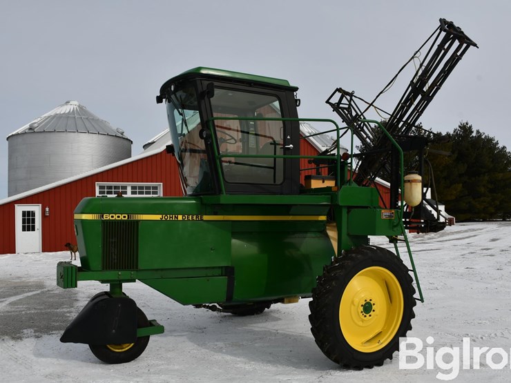 john-deere-6000-image-1