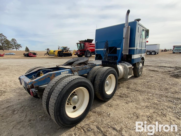 1979-peterbilt-352s86-(glider)-t/a-cabover-truck-tractor-image-5