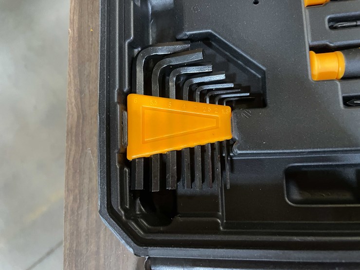 #2300-•-53-piece-screwdriver-set-in-carrying-case-(pr11)-image-6