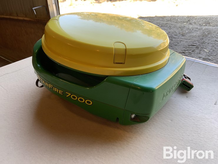 2023-john-deere-7000-image-5