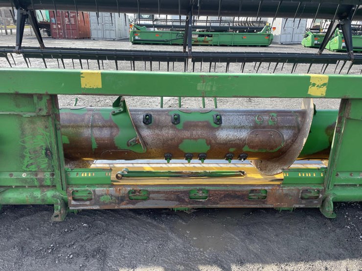 2009-john-deere-630f-image-10