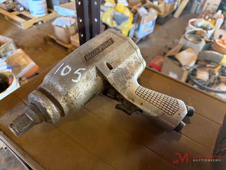 blue-point-3/4"-drive-pneumatic-impact-wrench-image-1