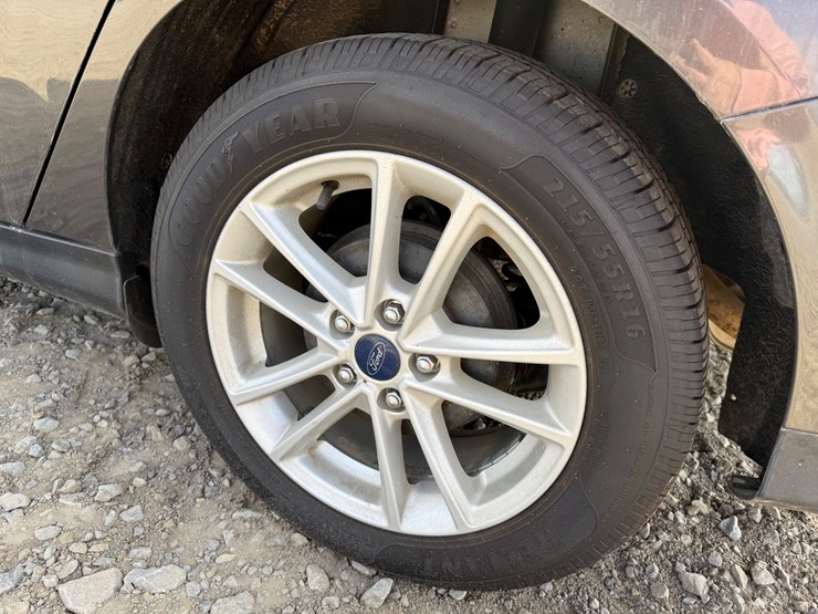 #36832-•-inop-2016-ford-focus-se-sedan-1fadp3f27gl212545-inv#-36832-image-7