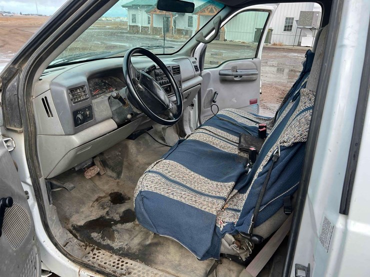 2001-ford-f350-image-11