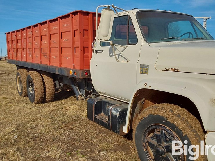 1974-chevrolet-c65-image-14