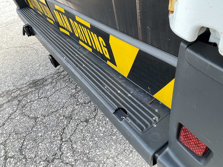 #1426-•-2016-white-ram-van-(has-wi-title)-(of)-image-23