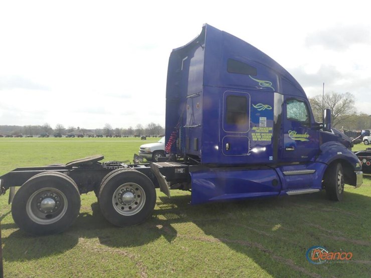 2017-kenworth-t680-image-2