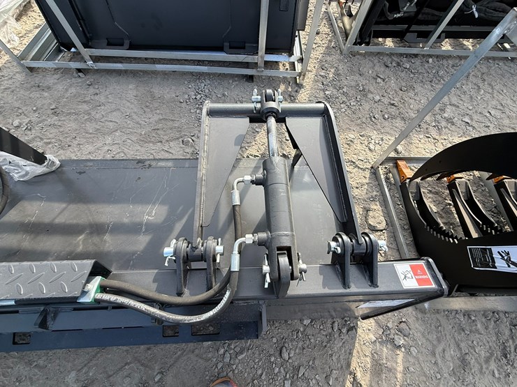 #2051-•-unused-jct-84"-skid-steer-grapple-inv#-40788-image-8