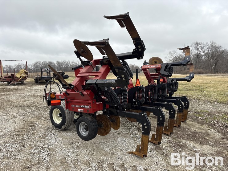 case-ih-2500-image-7