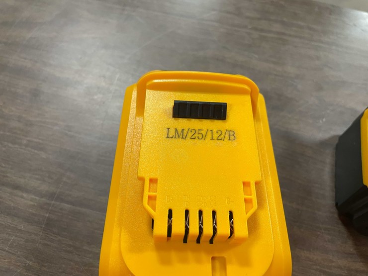 #2289-•-(2)-20-volt-dewalt-compatible-batteries-(pr10)-image-5