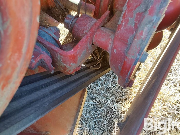 2000-new-holland-1411-image-18