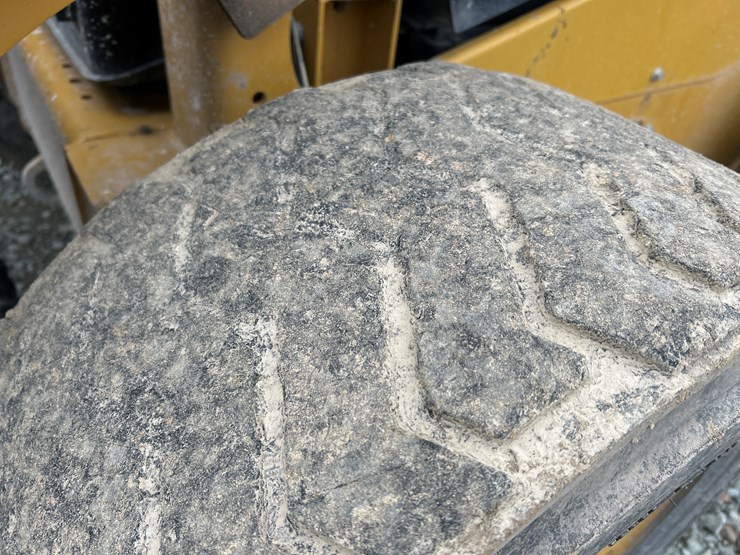 caterpillar-246d3-image-63