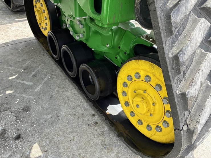 2024-john-deere-8rx-410-image-68