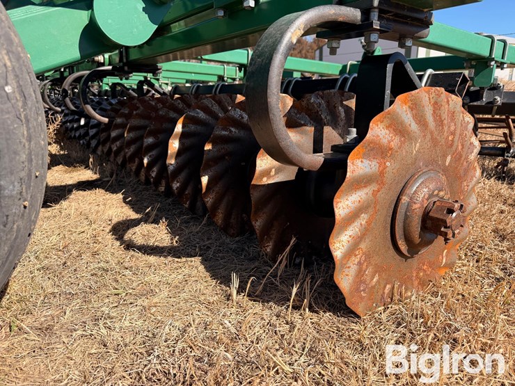 great-plains-2400tt-image-16