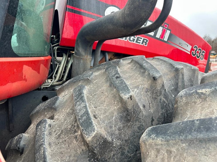 case-ih-steiger-335-image-14