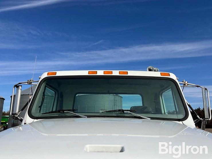 1997-international-4900-image-19